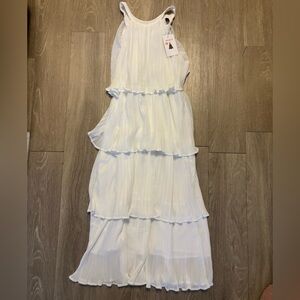 Elegant White Maxi Dress